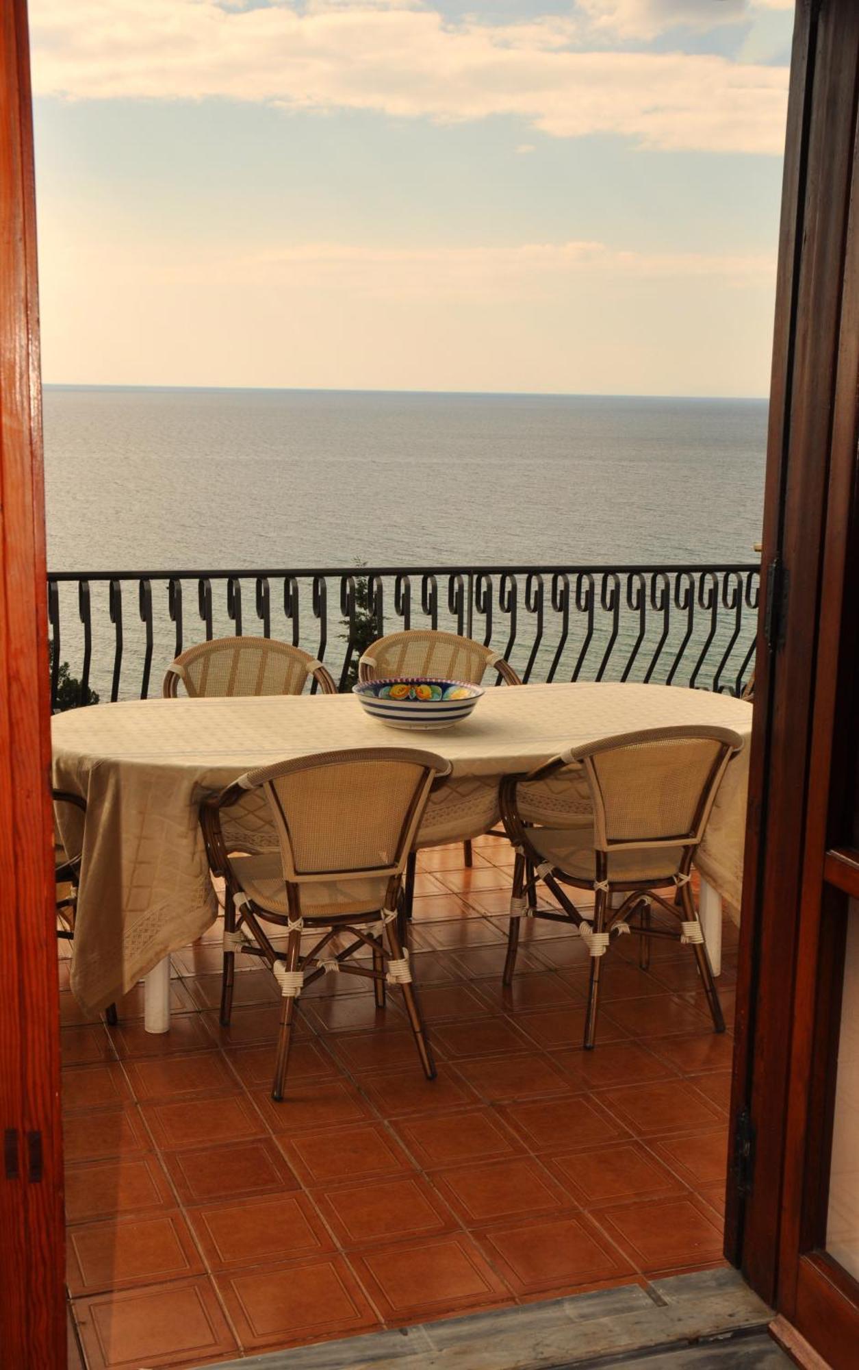 Villa Laura Sea View Apartments Santa Maria di Castellabate Eksteriør bilde