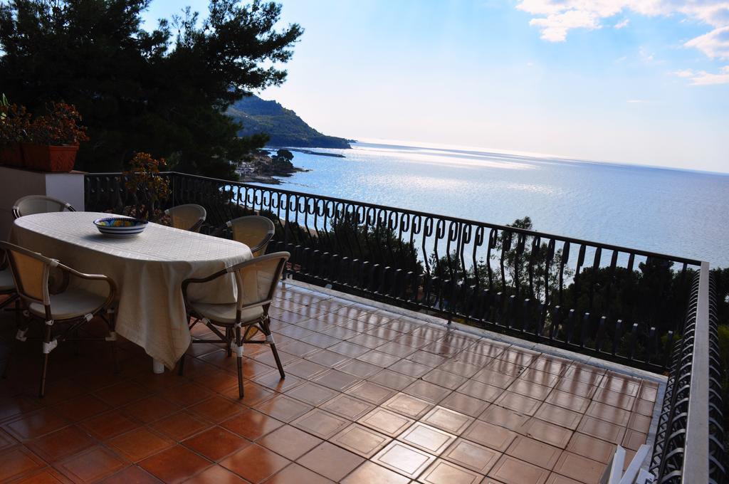 Villa Laura Sea View Apartments Santa Maria di Castellabate Eksteriør bilde